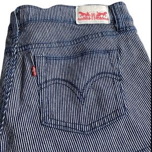 LEVI STRAUSS & COMPANY SHORTS